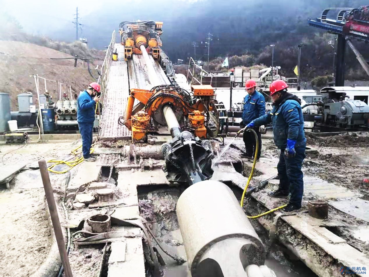 热烈庆祝浙石化炼化一体化项目输油管道工程-菰茨水道（南线） 定向钻穿越回拖成功